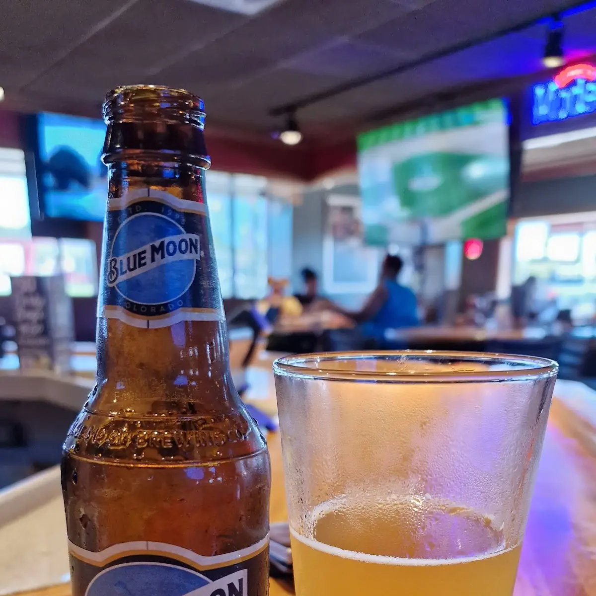 Blue Moon Belgian White