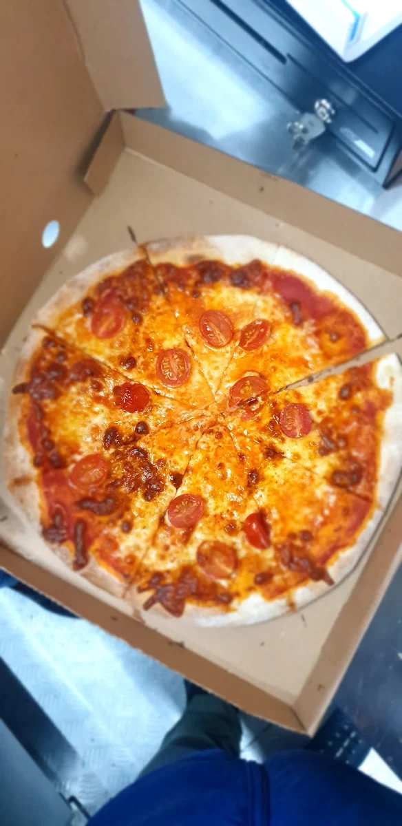 Margherita Pizza, FryHub