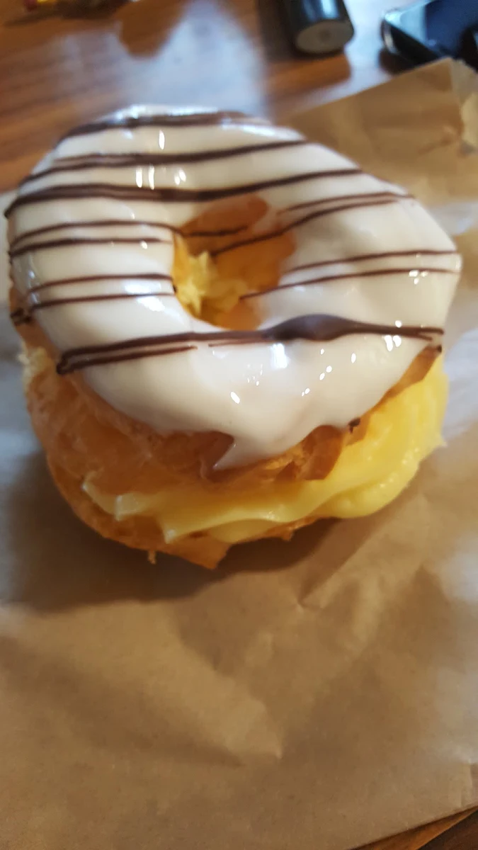 Swiss Vanilla Donut, Tallangatta Bakery
