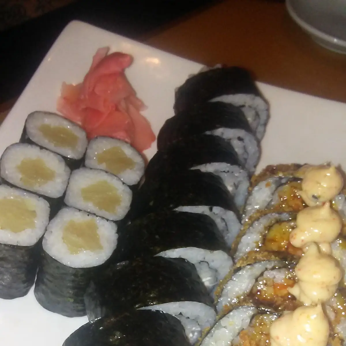 Yellowtail Roll