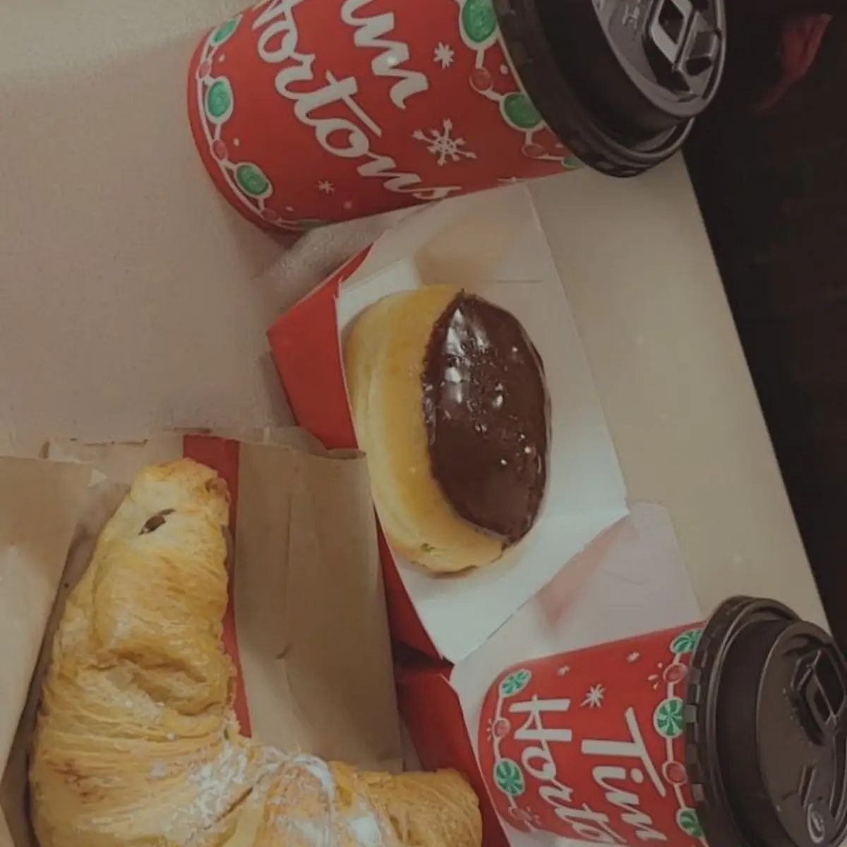 crouson نوتيلا, Tim Hortons