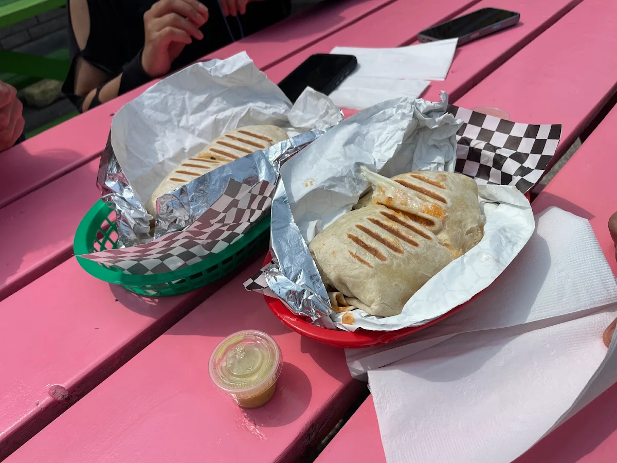 Burritos, Las Chulas Tobermory