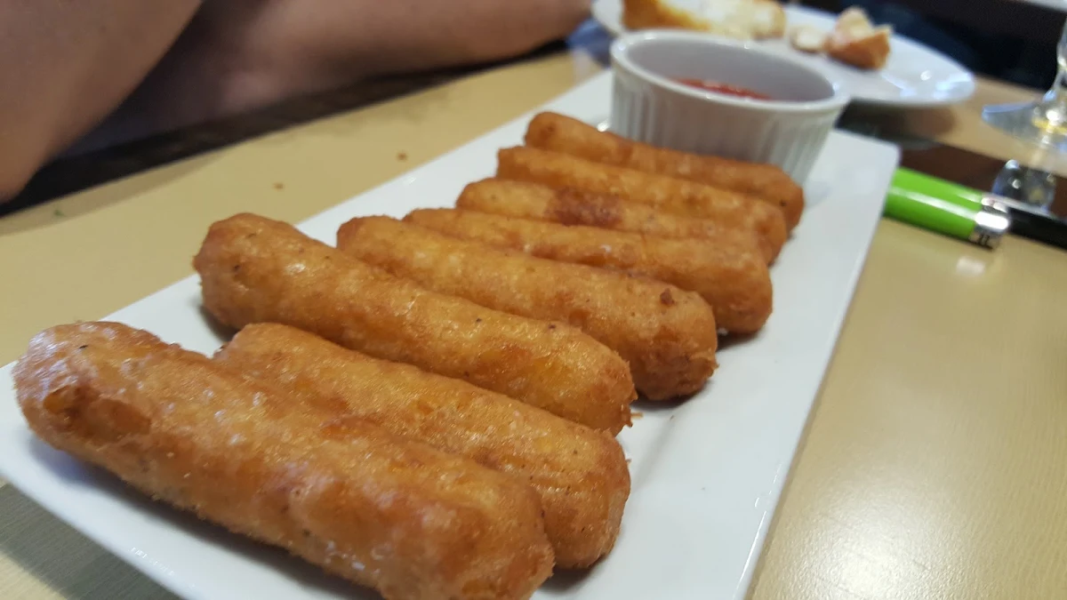 Mozzarella Sticks