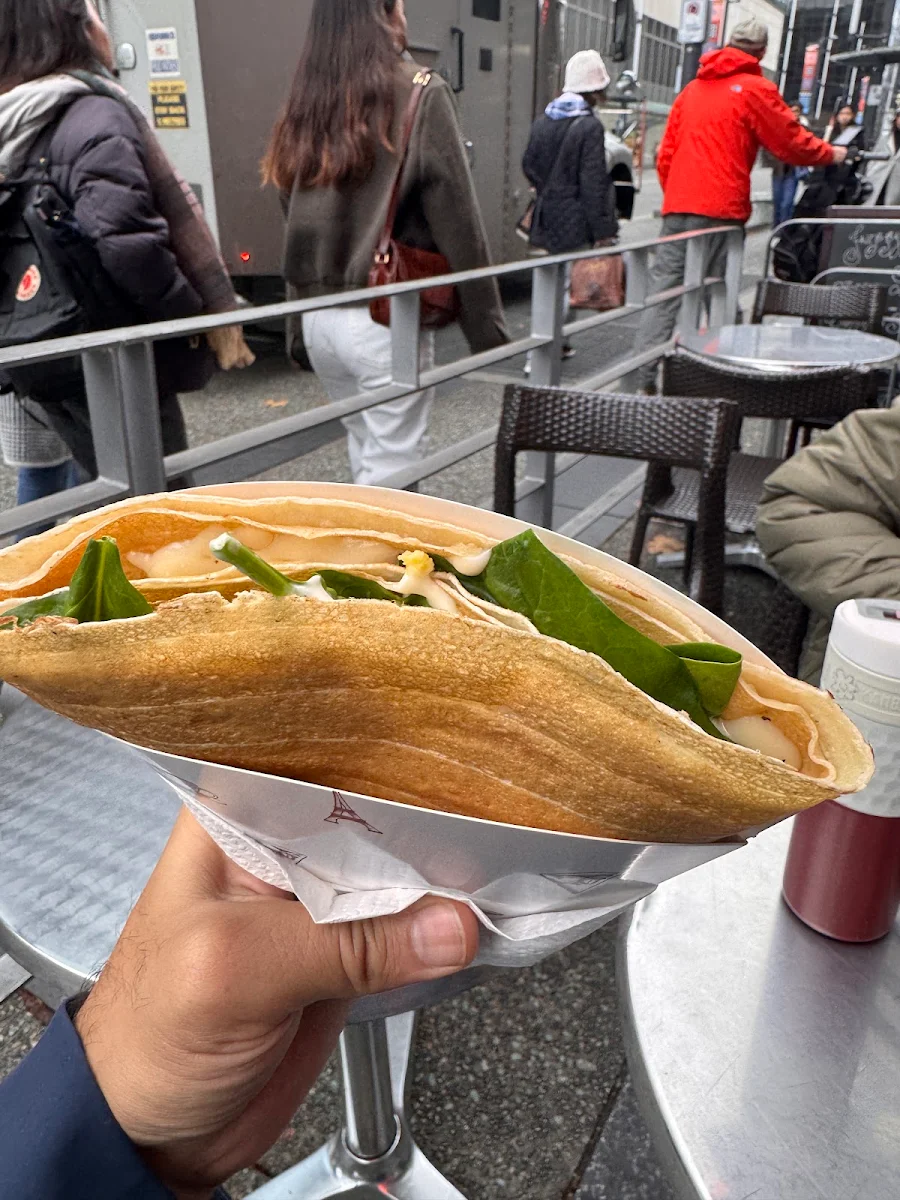 Highlights, Café Crêpe Express
