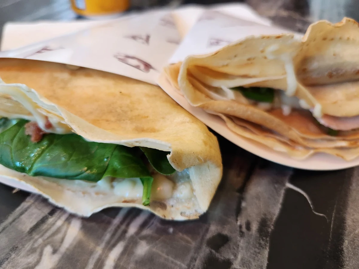 Highlights, Café Crêpe Express