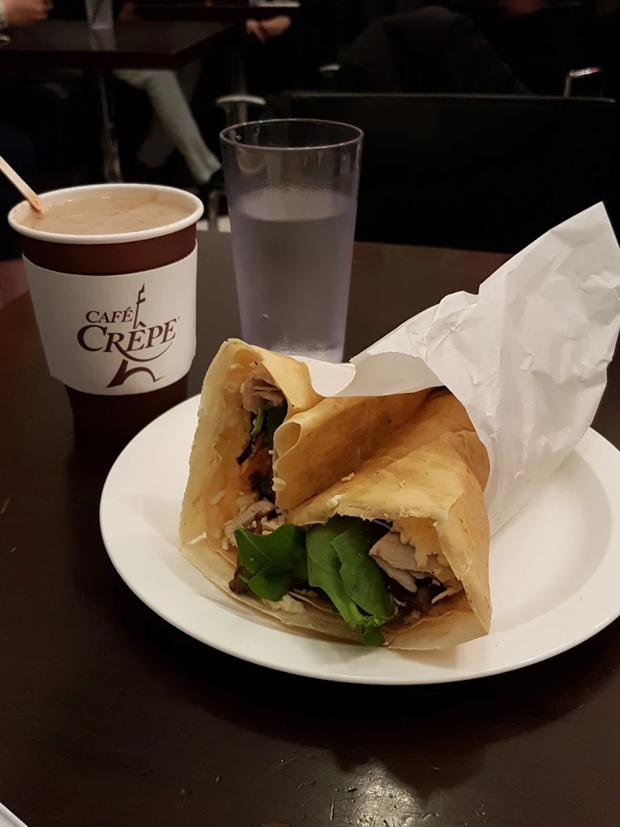 Highlights, Café Crêpe Express