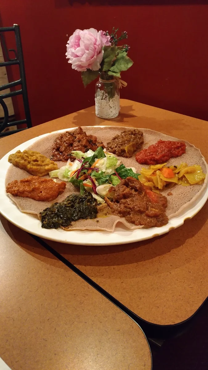 Highlights, African Palace