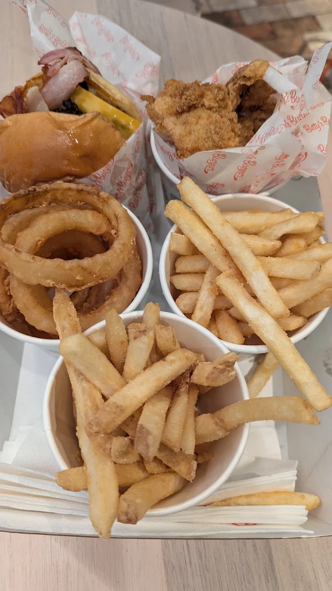 Calamari Bucket, Betty's Burgers