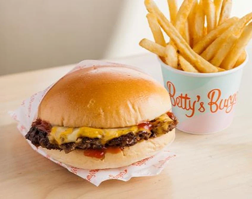 Cheese Burger Combo, Betty's Burgers
