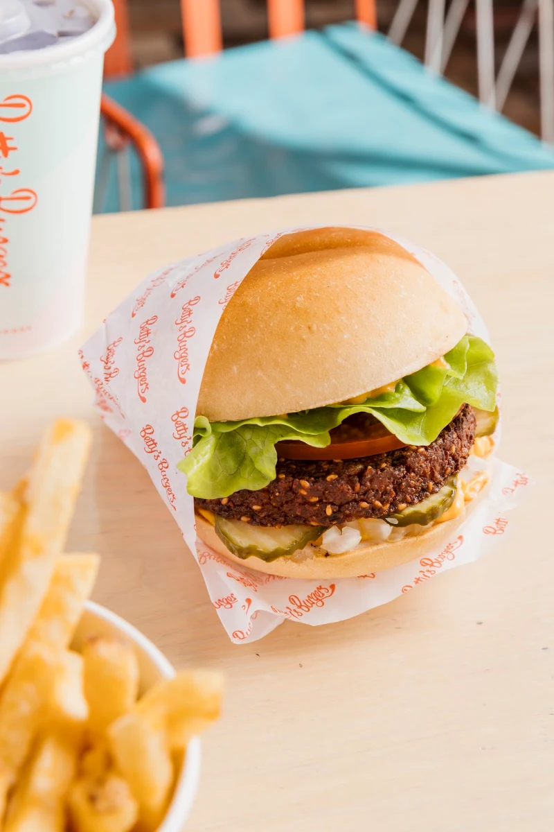 Highlights, Betty's Burgers