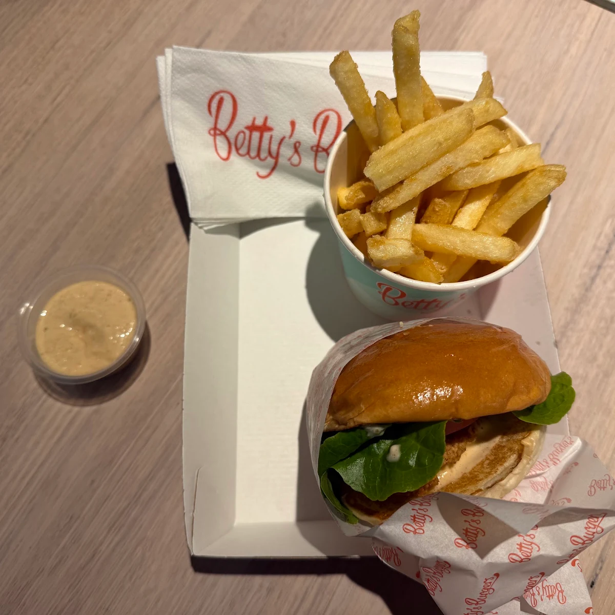 Highlights, Betty's Burgers