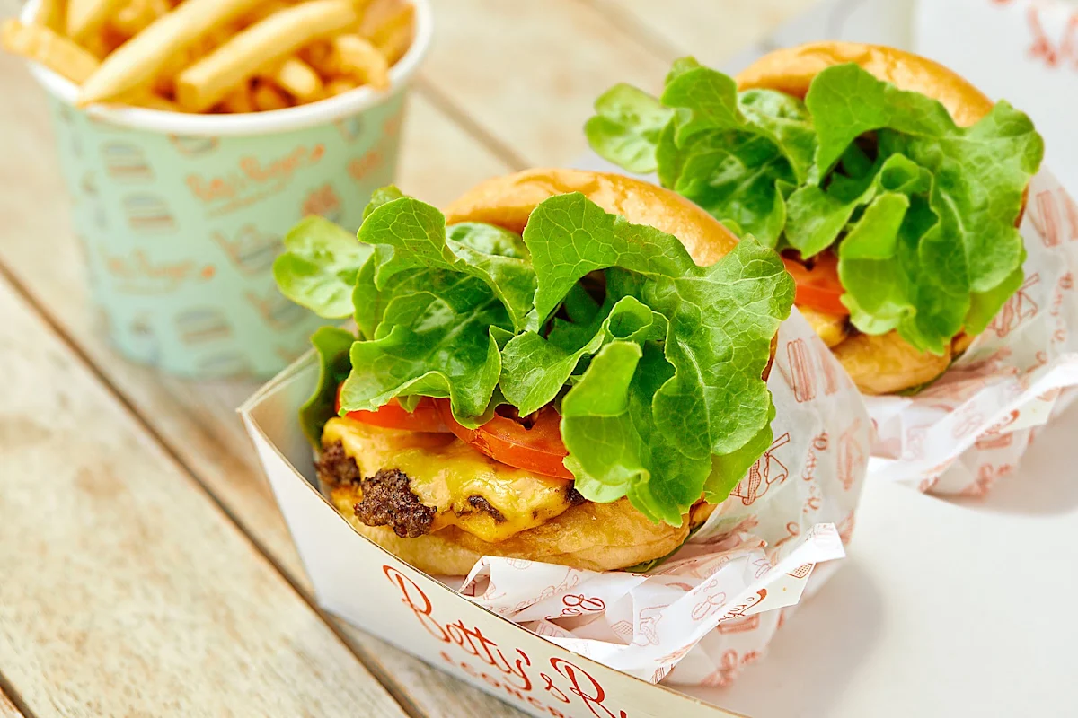 Highlights, Betty's Burgers