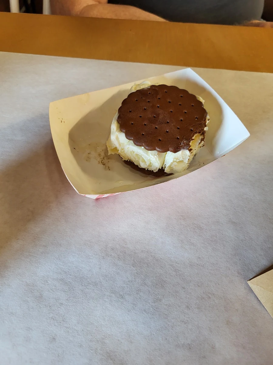 Ice Cream Sandwich