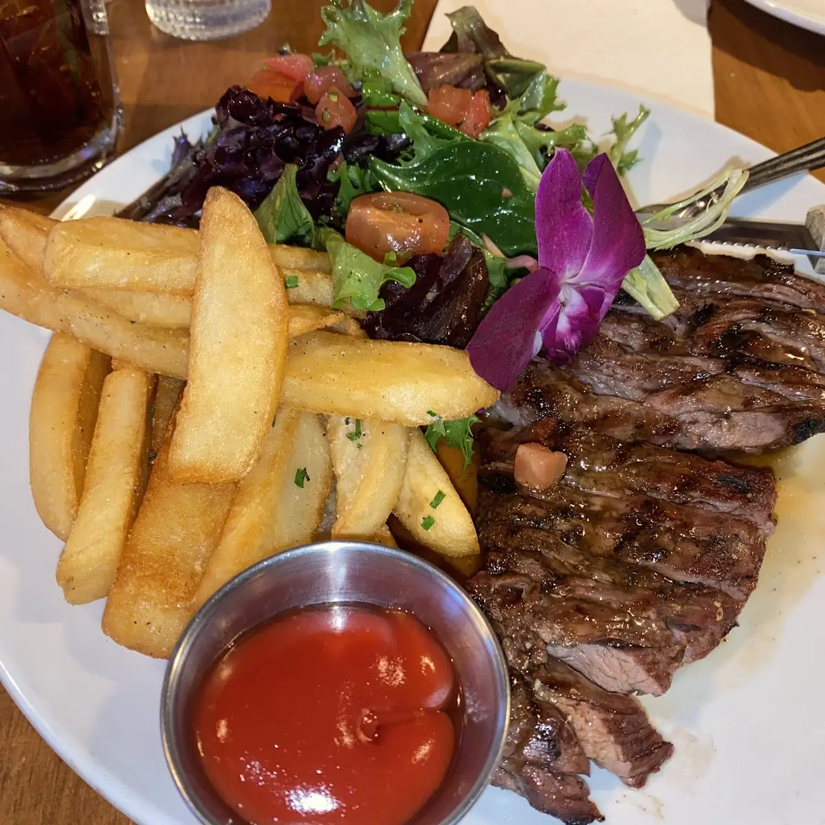 Skirt Steak with Fries