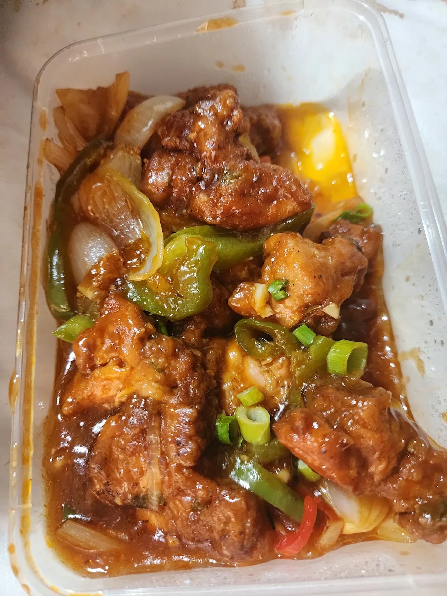 Chilly Chicken, Mt Everest Mo:mo , Tarneit