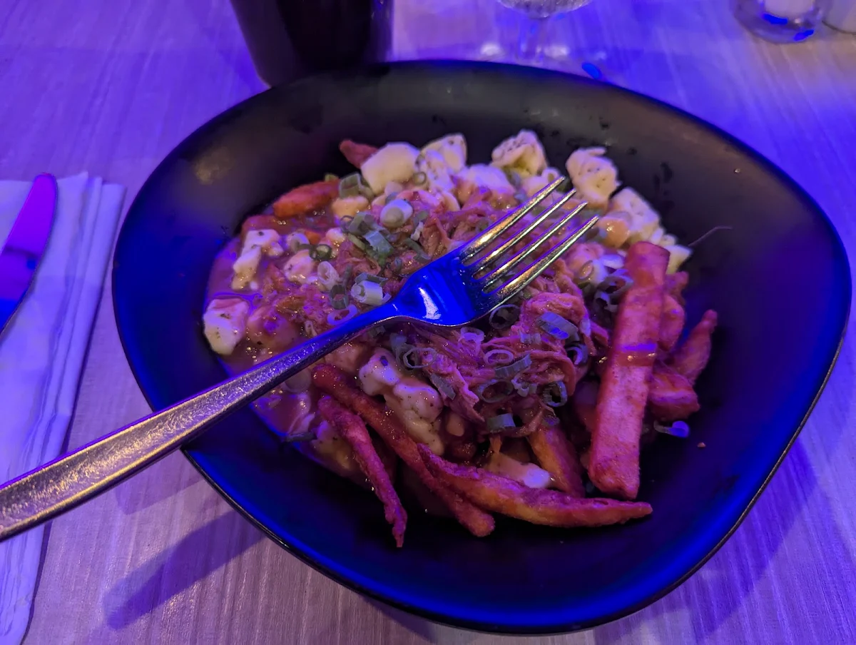 Poutine Tao, Les Maltcommodes (Resto par Brasserie MaltCo)