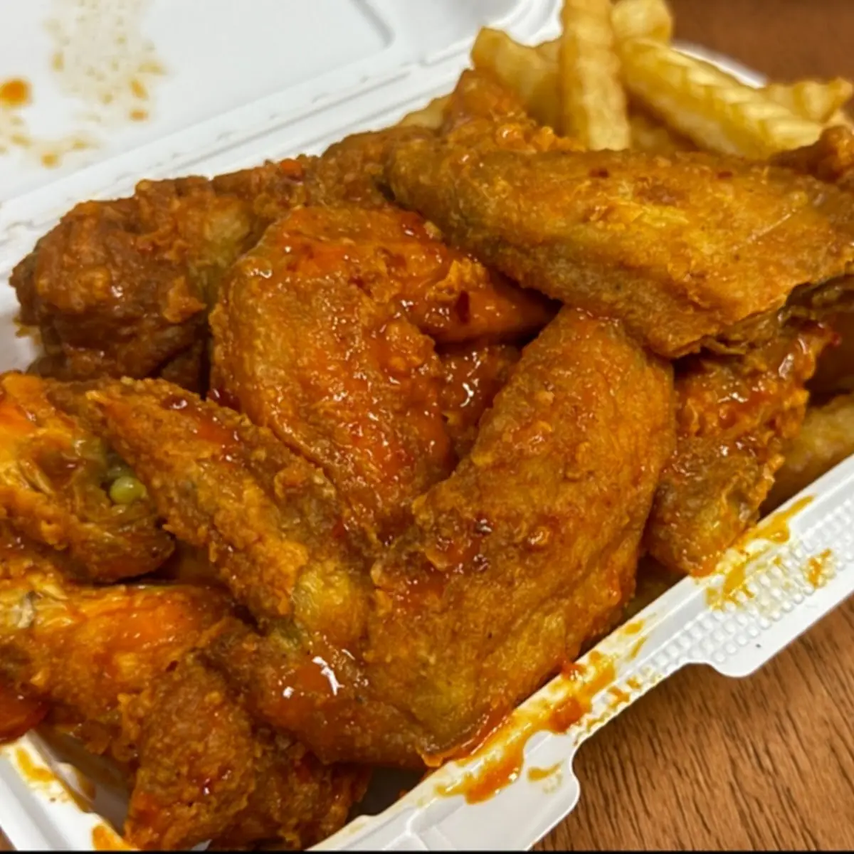 Buffalo Wings & Fries