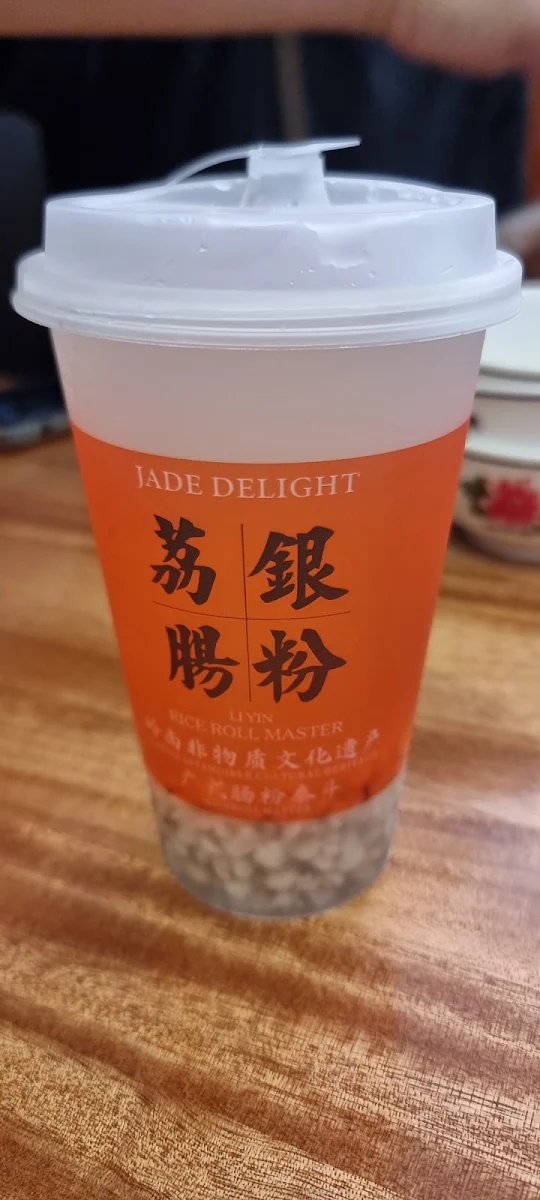 Lemon and Lime Iced Tea, Liyin Rice Roll Master