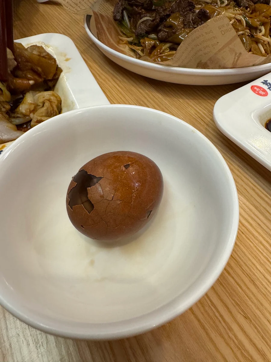 Tea Egg, Liyin Rice Roll Master