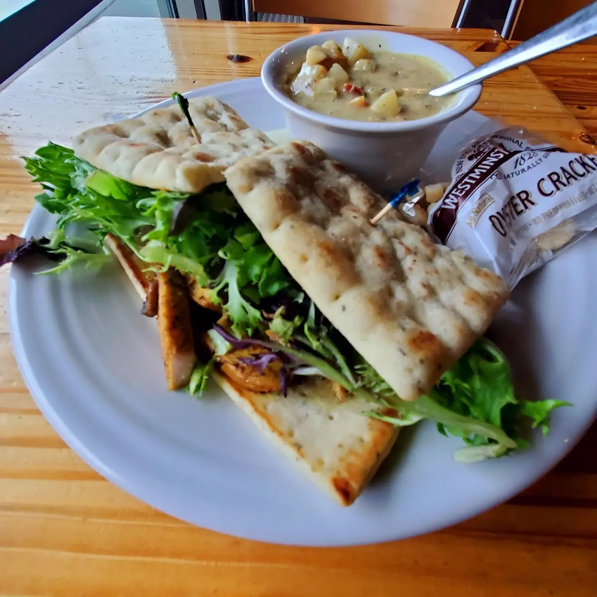 Curry Flatbread w Chowder Soup
