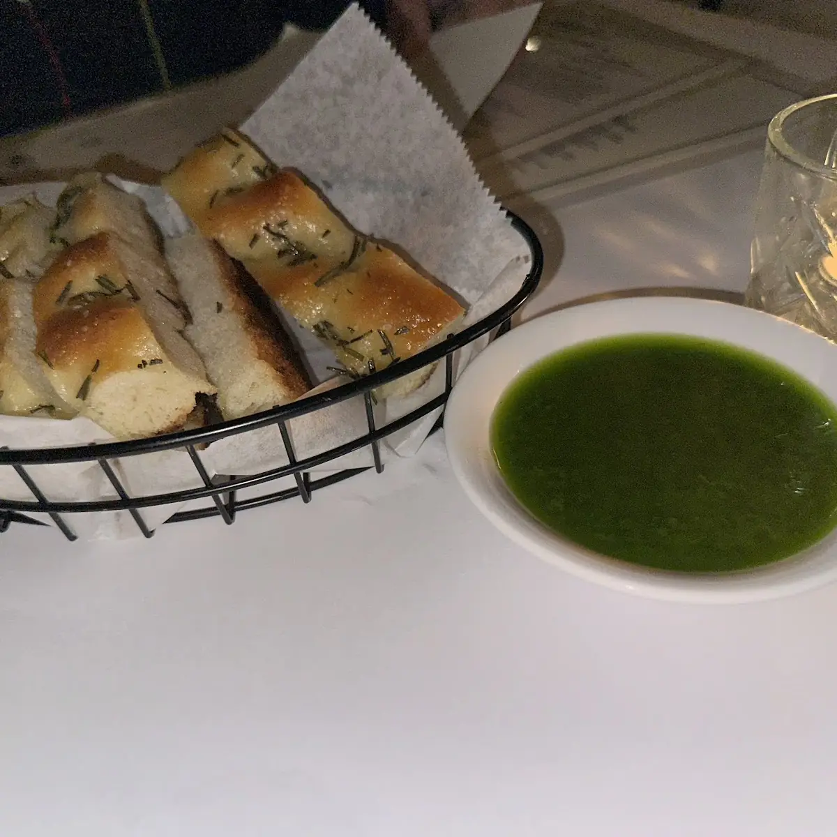 Fresh Bread with Pesto Dipping Sauce