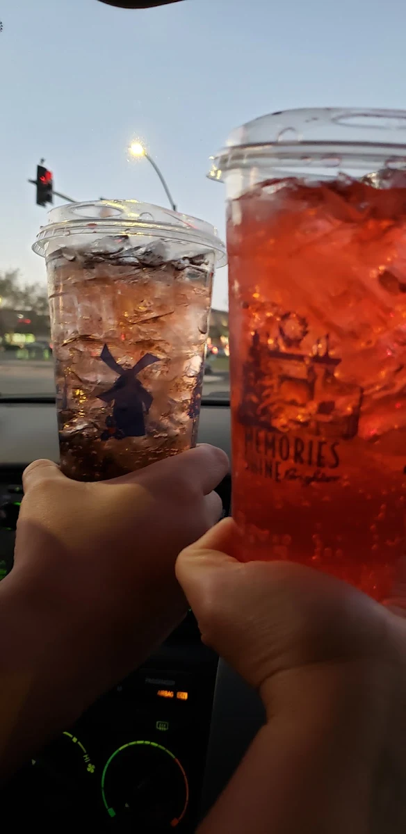 Dutch Sodas in Eclipse and Og Gummi Bear