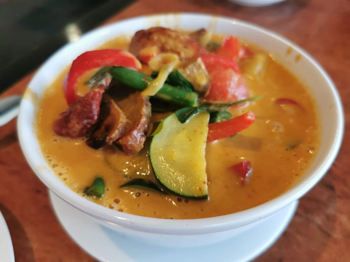 Red Duck Curry, Pranee Thai Restaurant