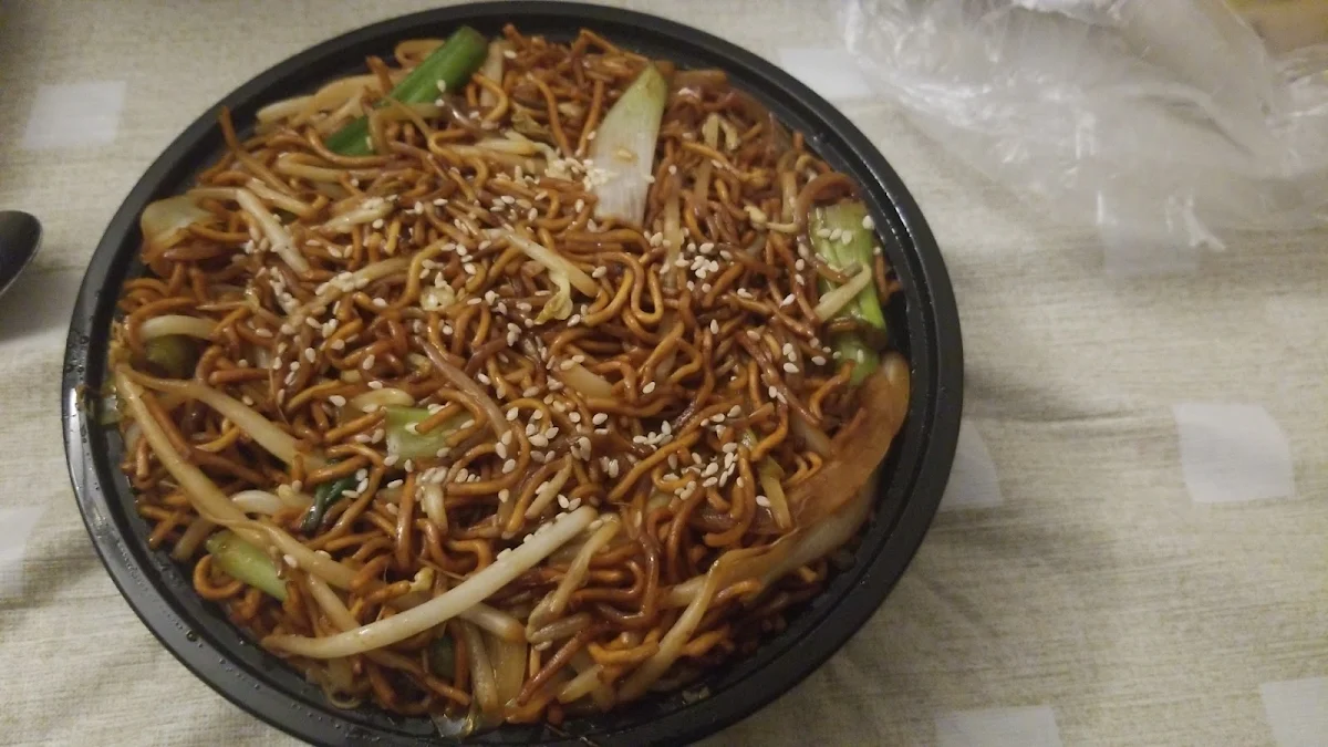 Sesame Noodles, Soupe & Roll
