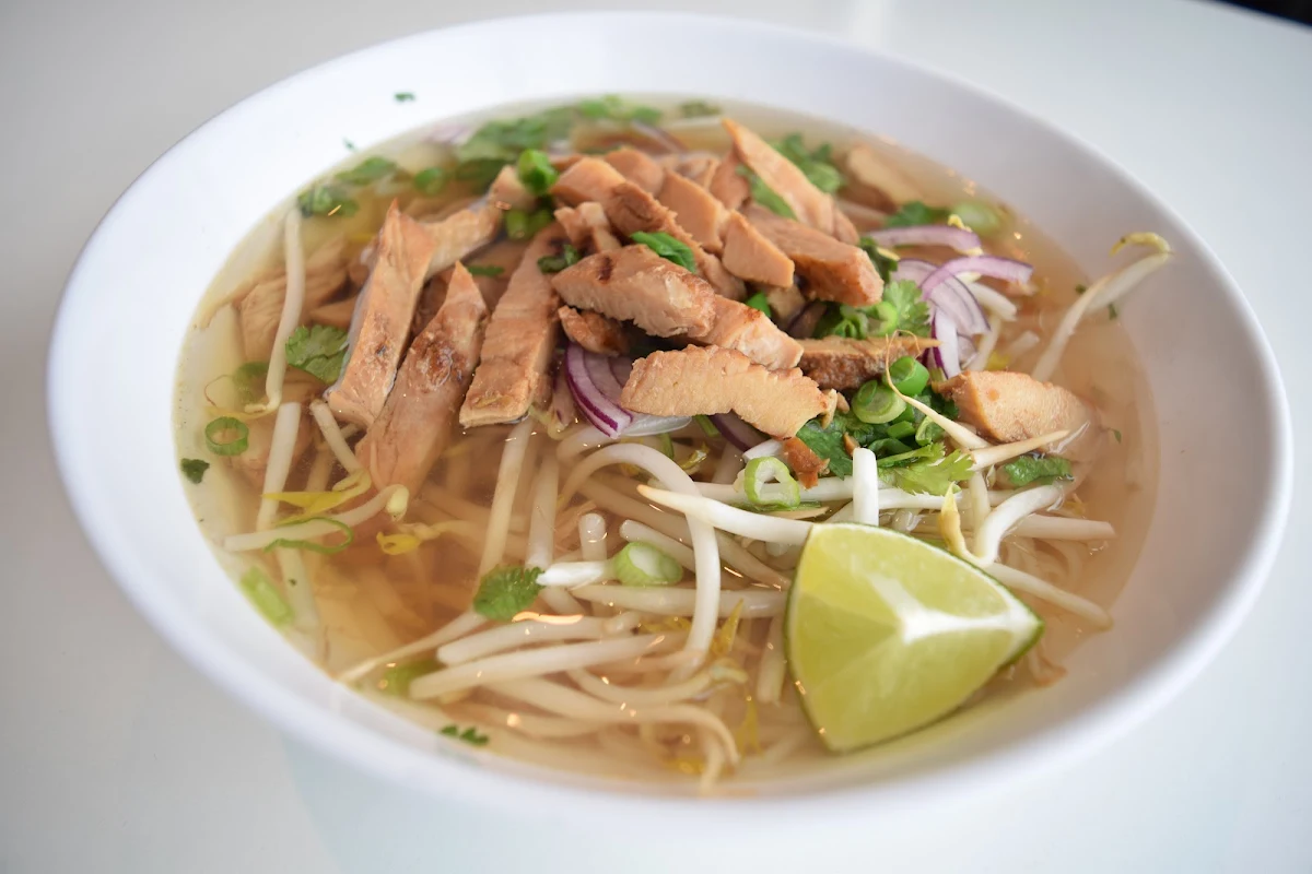 Soupe Repas Tonkinoise Au Boeuf Beef Tonkinese Soup Meal, Soupe & Roll