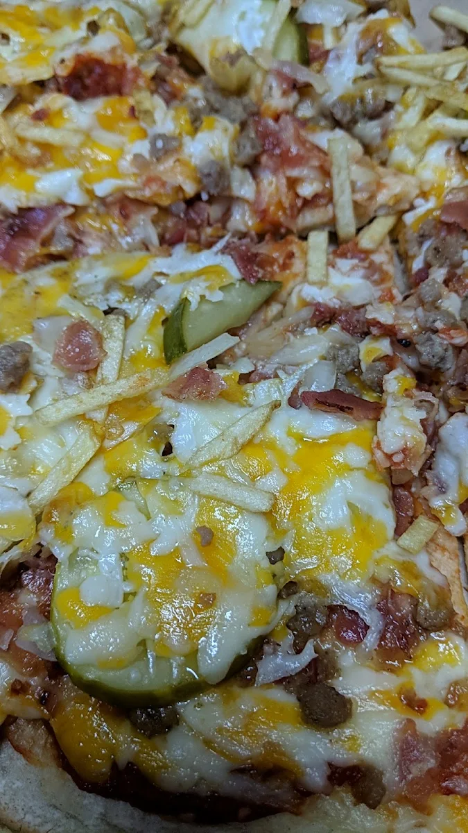 Bacon Cheeseburger Pizza