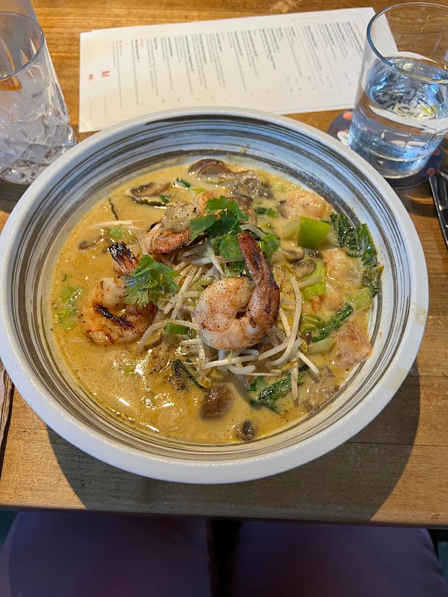 Prawn Thai Curry Laksa