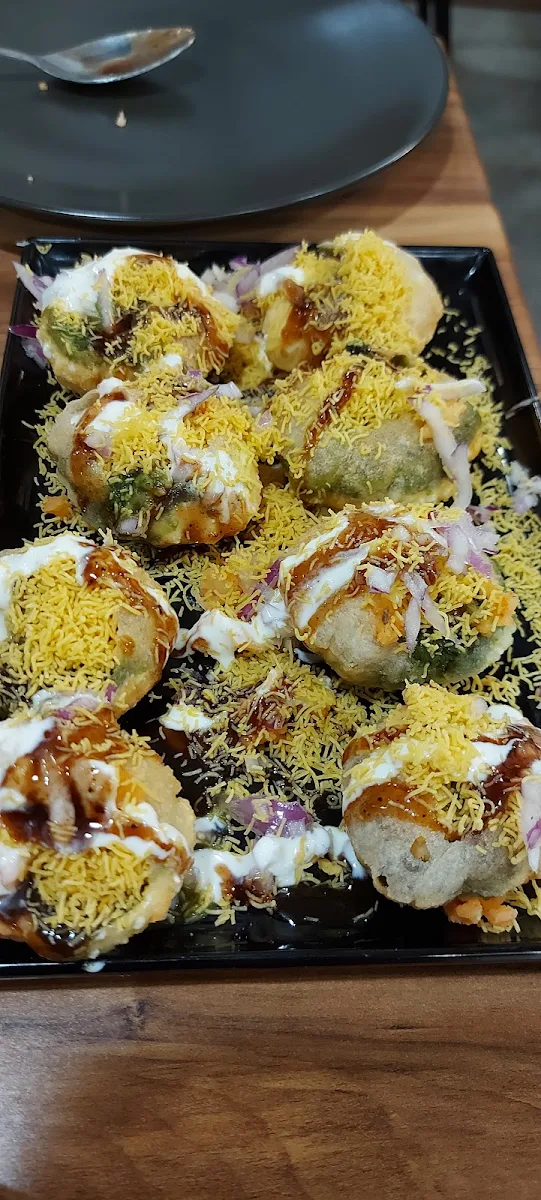 Dahi Puri, JALEBI JUNCTION