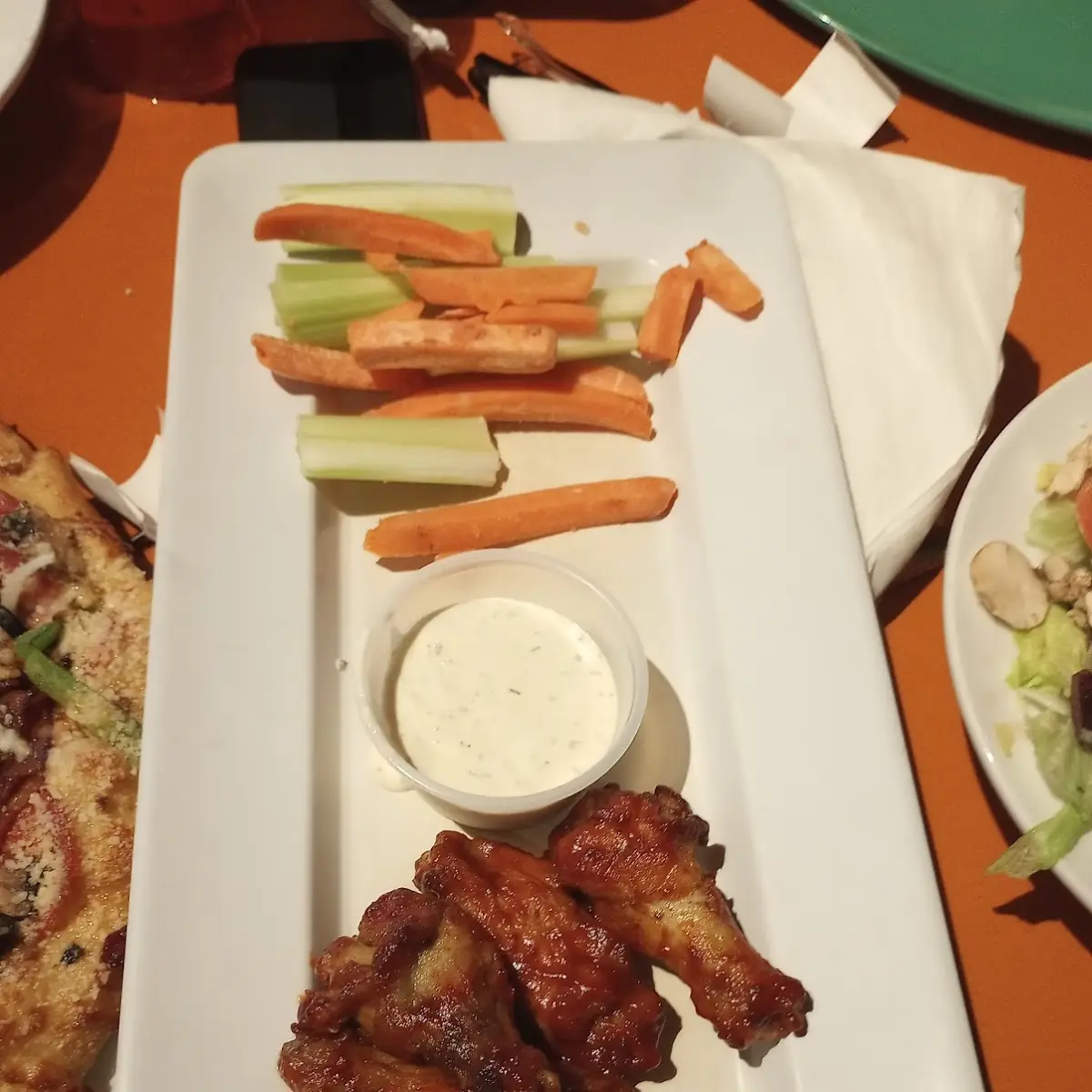 Chicken Wings with Fries