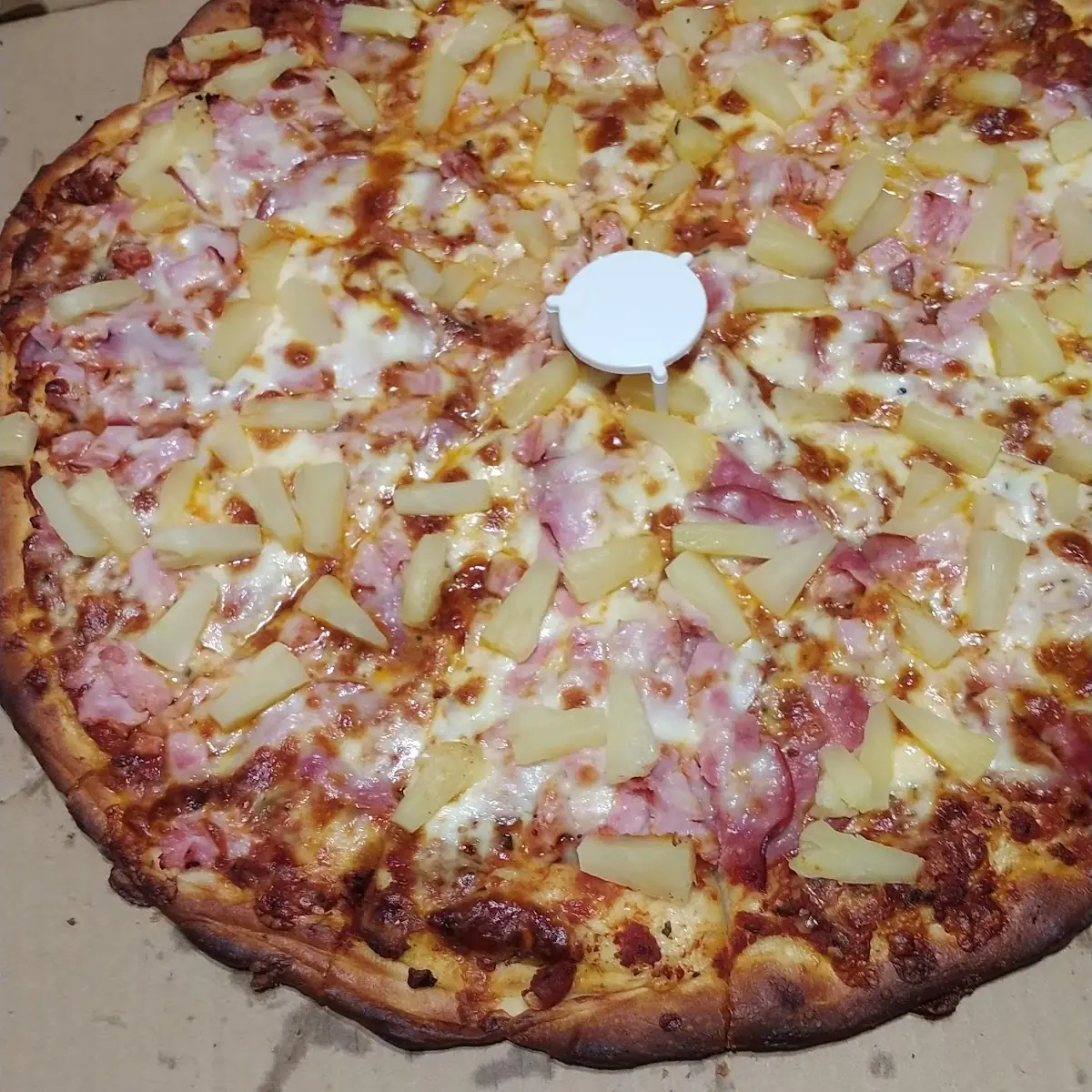 Hawaiian Pizza
