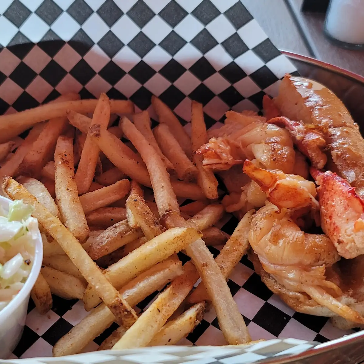 Traditional Maine Lobster Roll