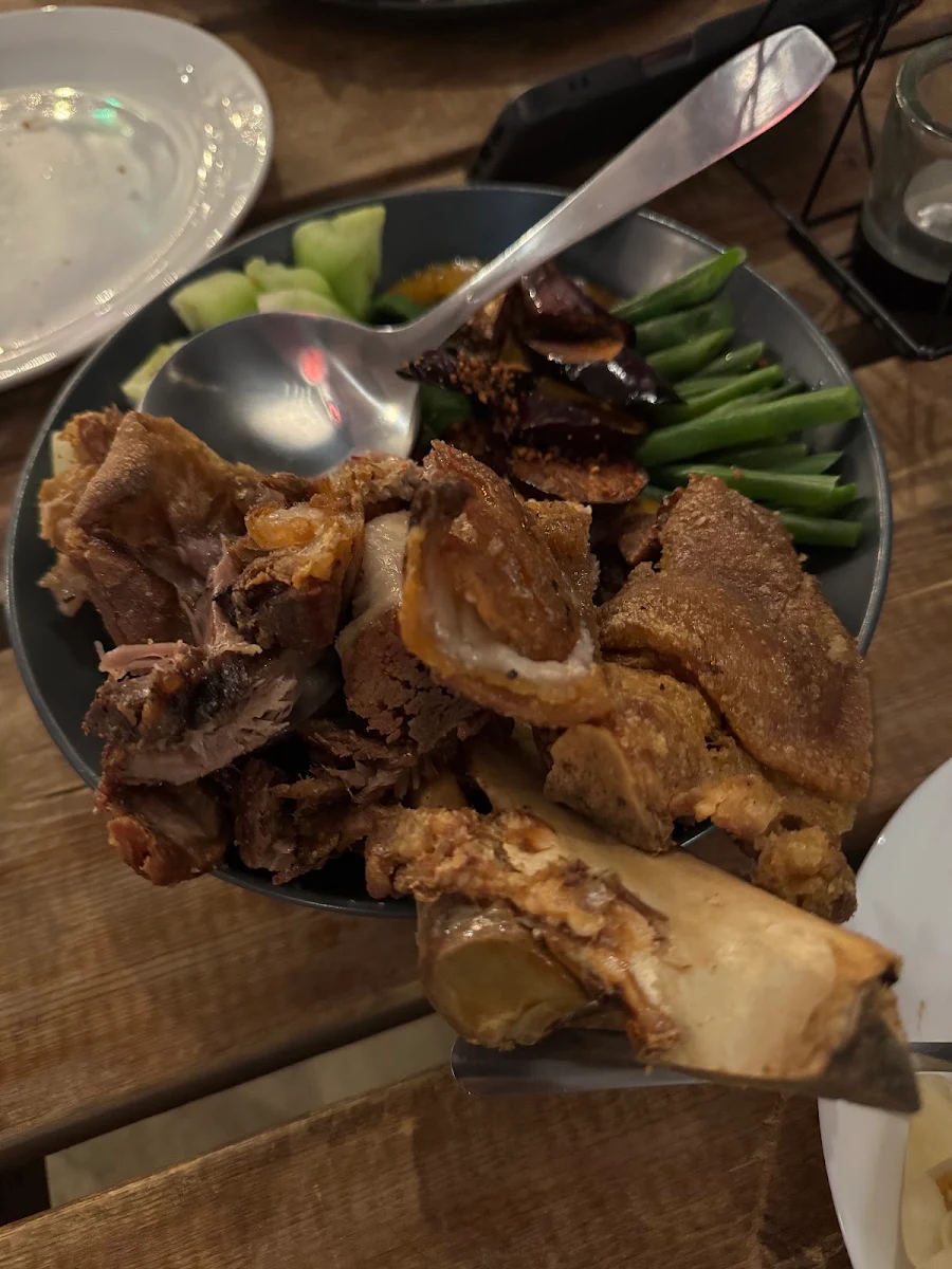 Crispy Pata