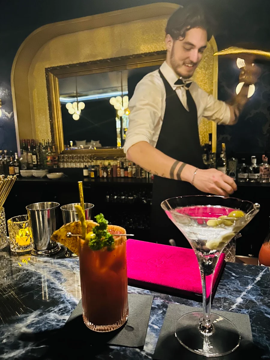 Highlights, Le Bijou • Salon à cocktails