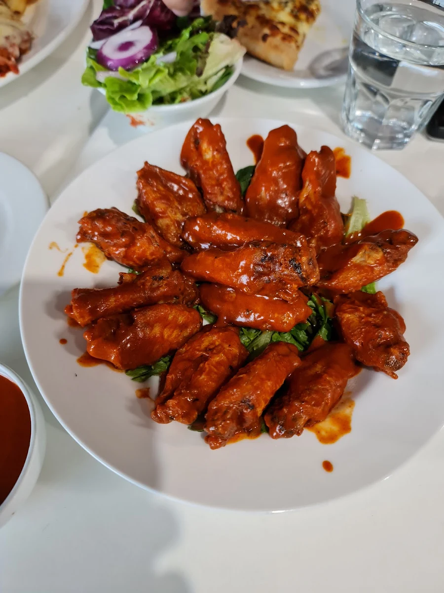 Hot Sauce Wings, Pizza Love You