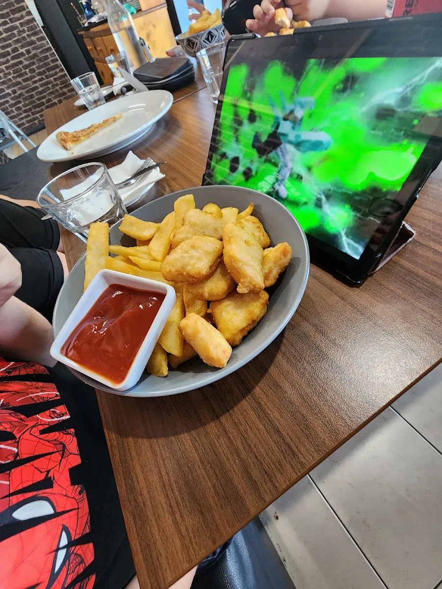 Kids Chicken Nuggets, Pizza Love You