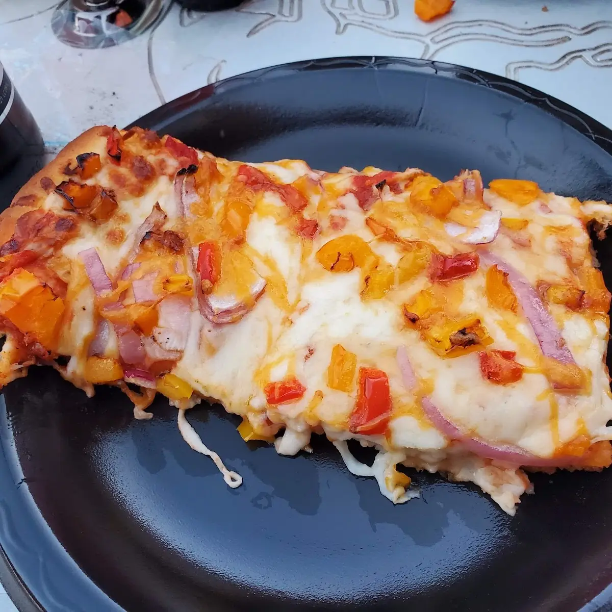 Ham & Bell Peppers & Cheese Pizza