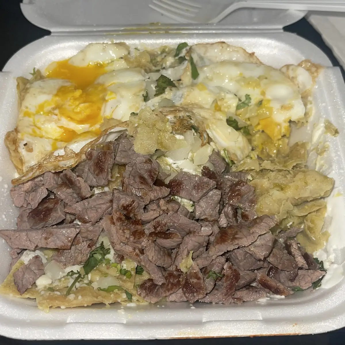 Chilaquiles Verdes Con Cecina