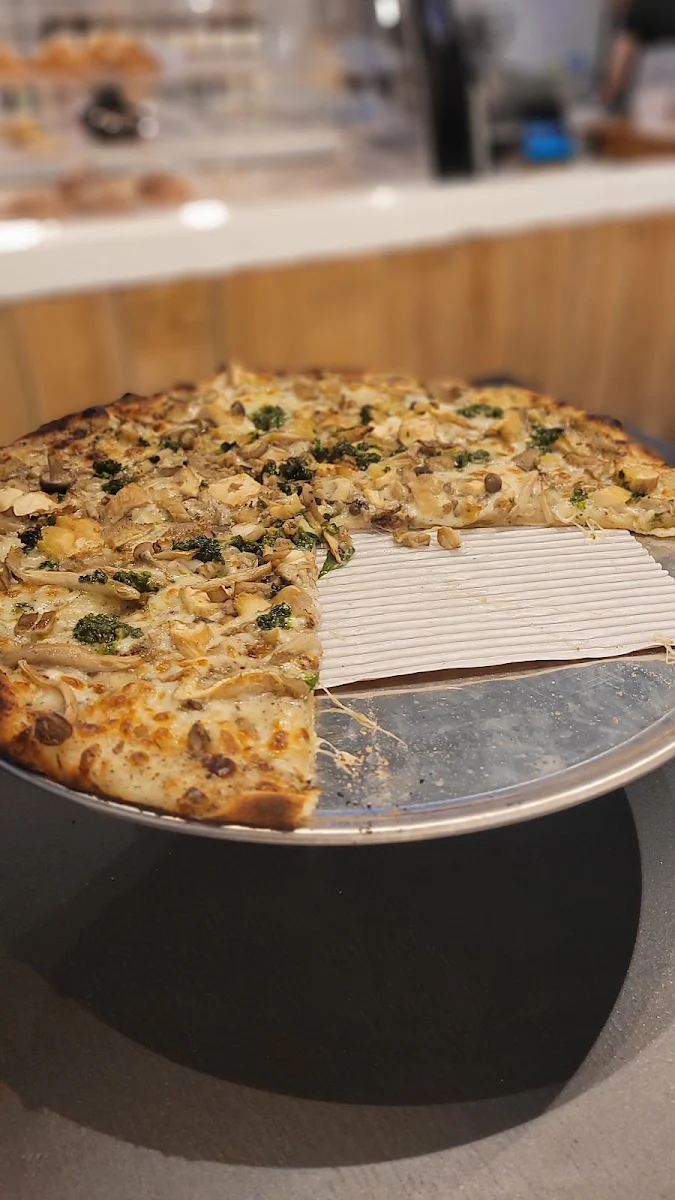 Portobello, Bello Pizza Toronto