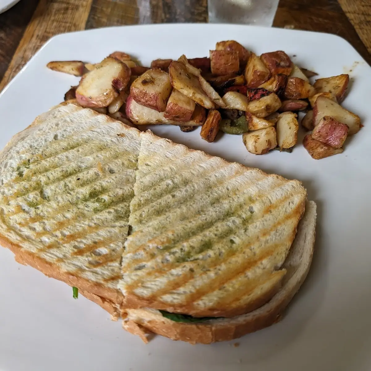 Pesto Sandwich