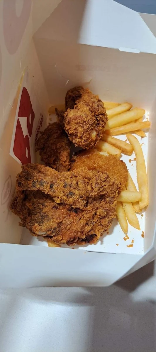 Highlights, Red Rooster Helensvale