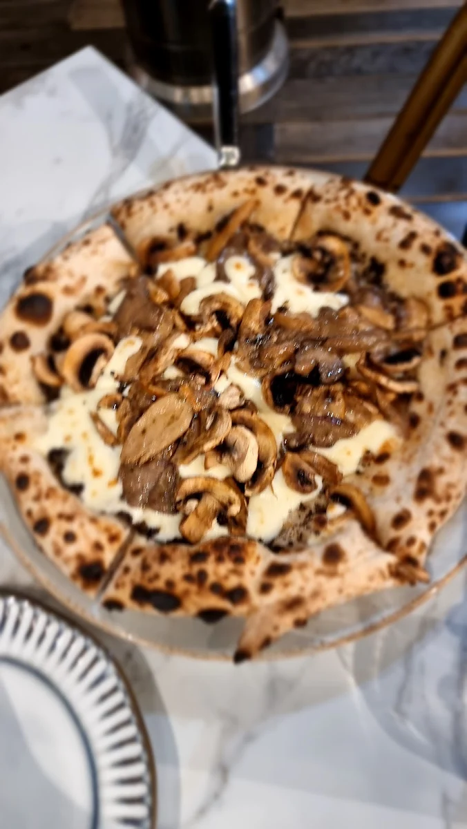 Truffle Mushroom Pizza, The Yankees Restaurant and Bar - Hope Island