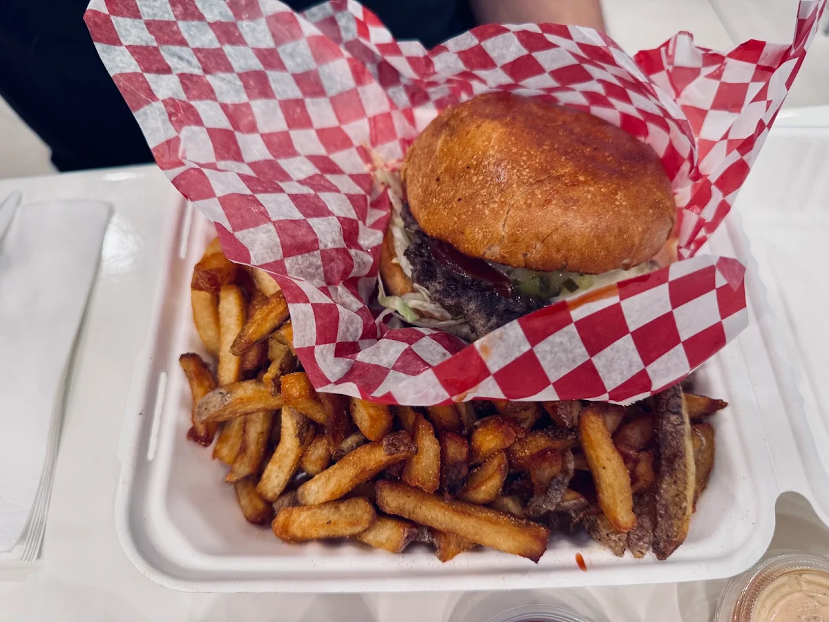 Highlights, Manhattan Handmade Burgers (Minto Place)