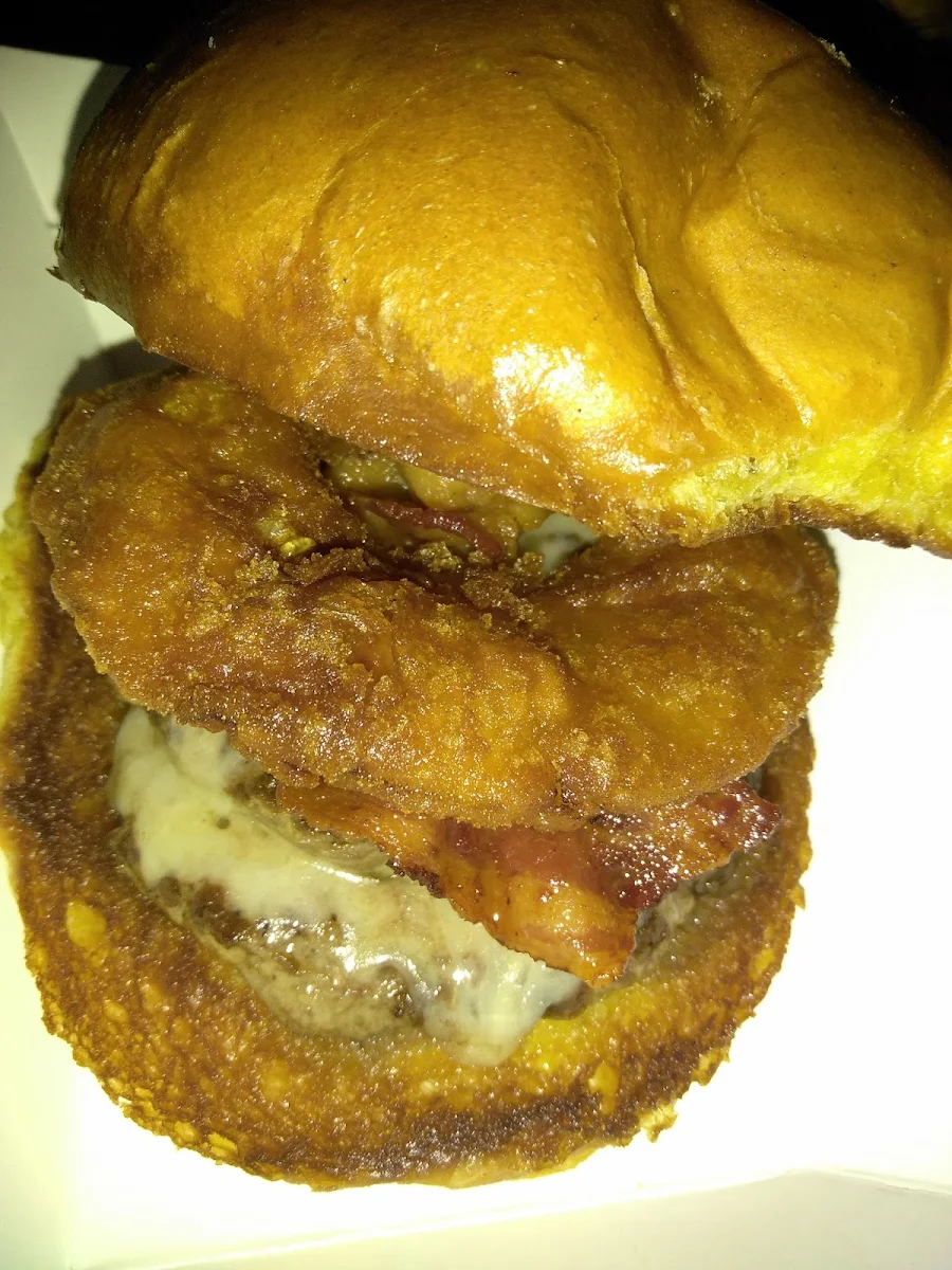 Signature Beer Cheese Black Pepper Bacon Crispy Onion