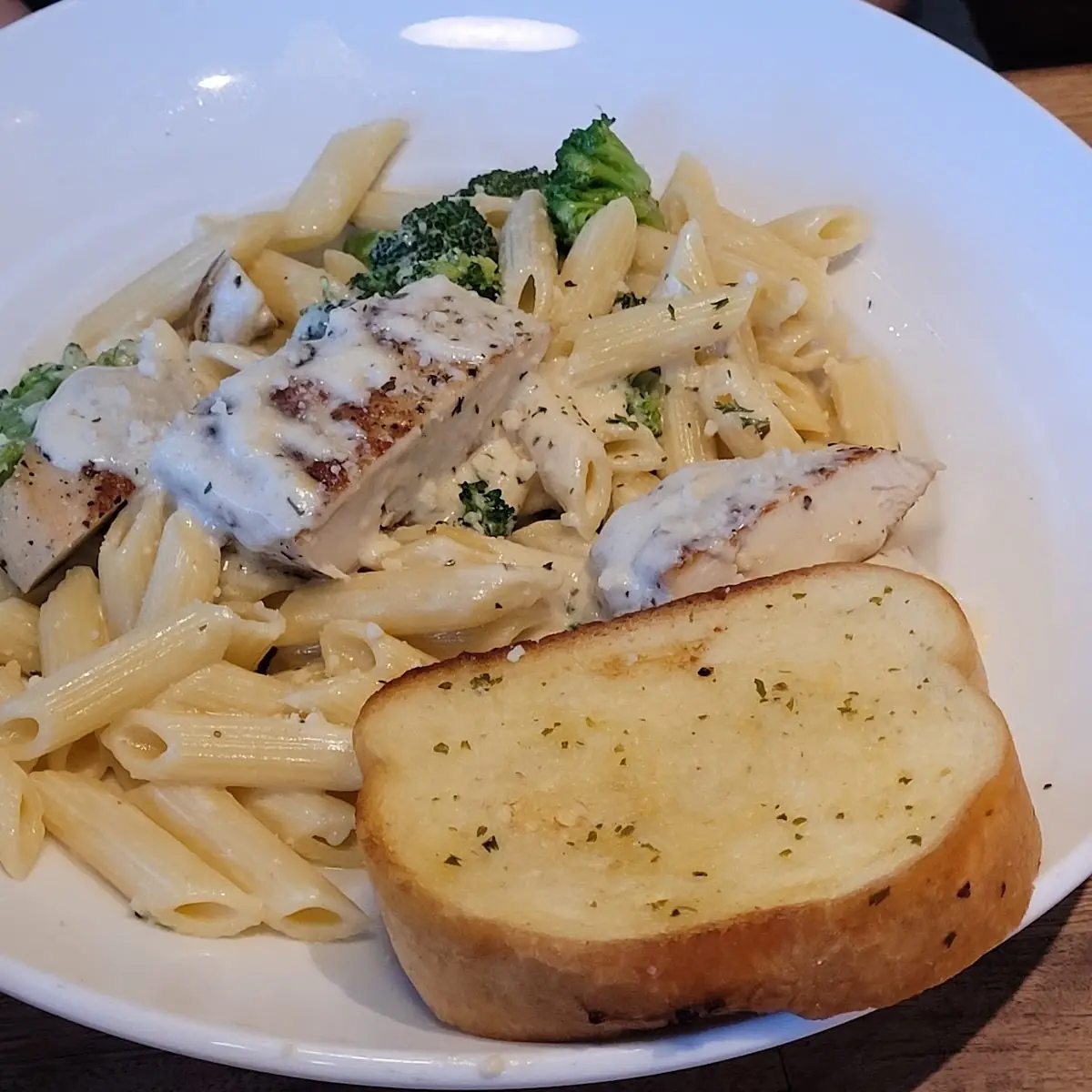 Grilled Chicken Alfredo