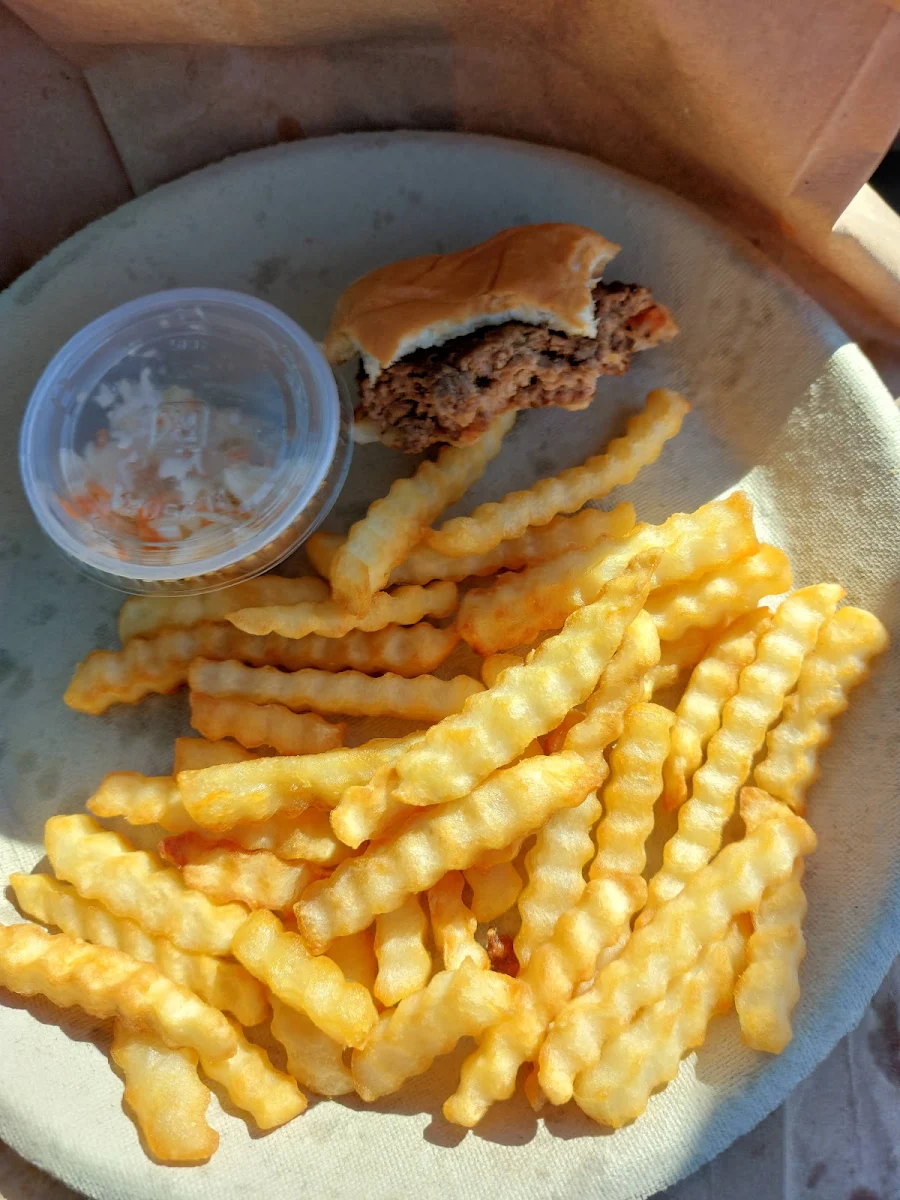 Burger Fries & Colskaw
