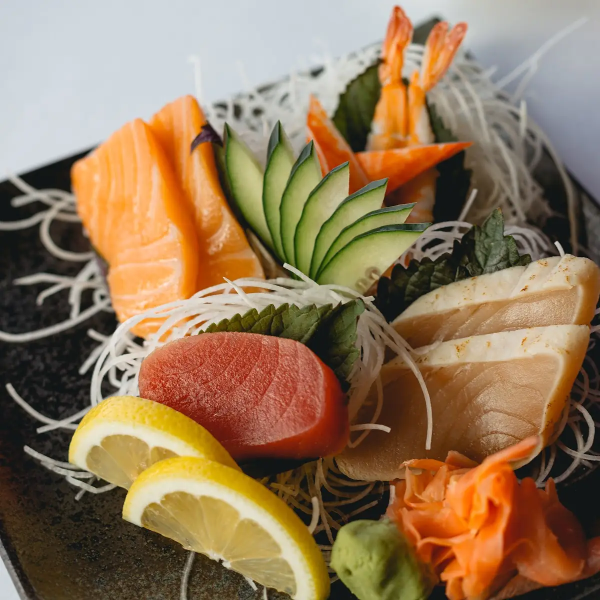 Sushi & Sashimi